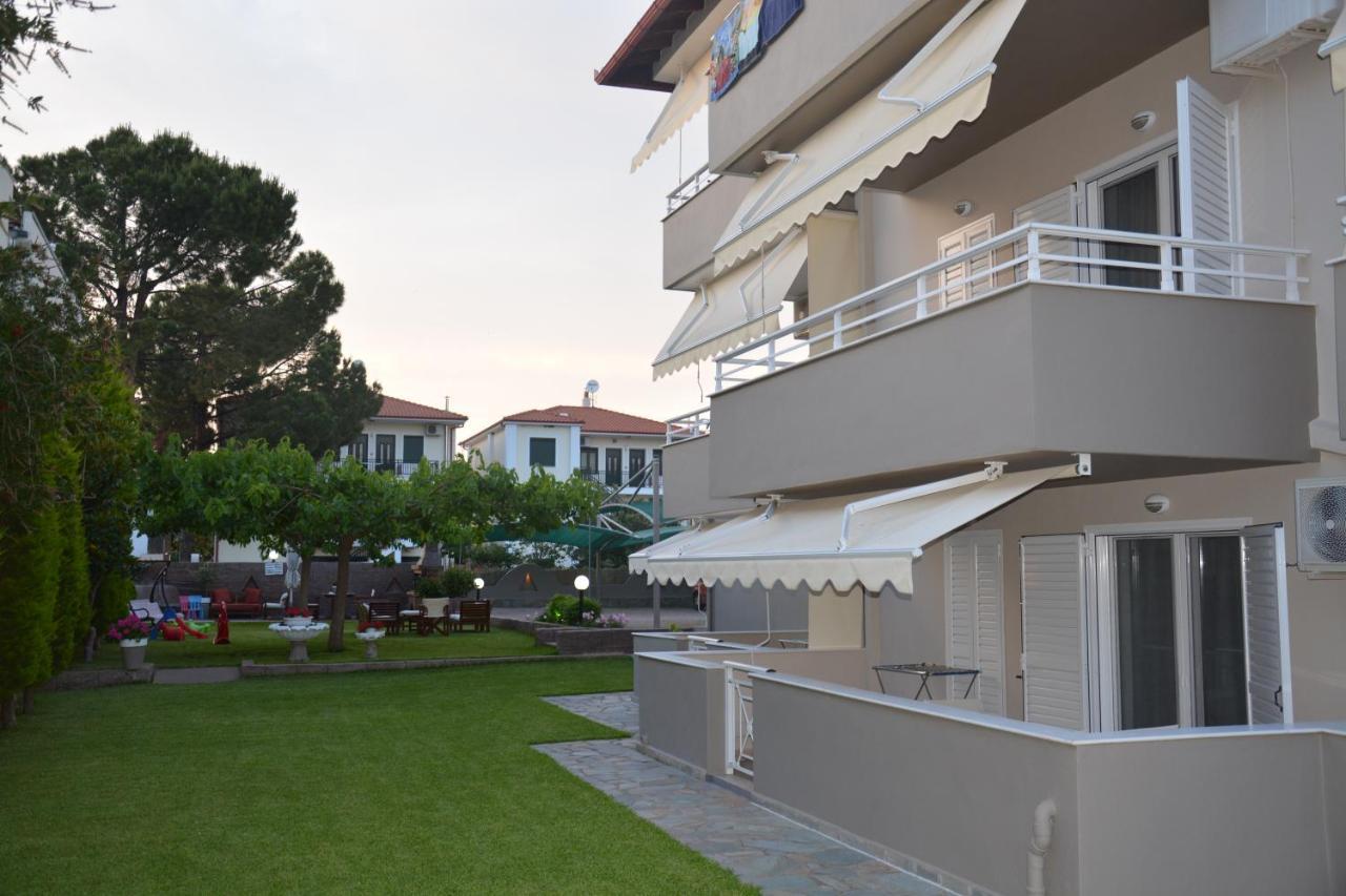 Michel Mar Studios & Apartments Néos Marmarás Exterior foto